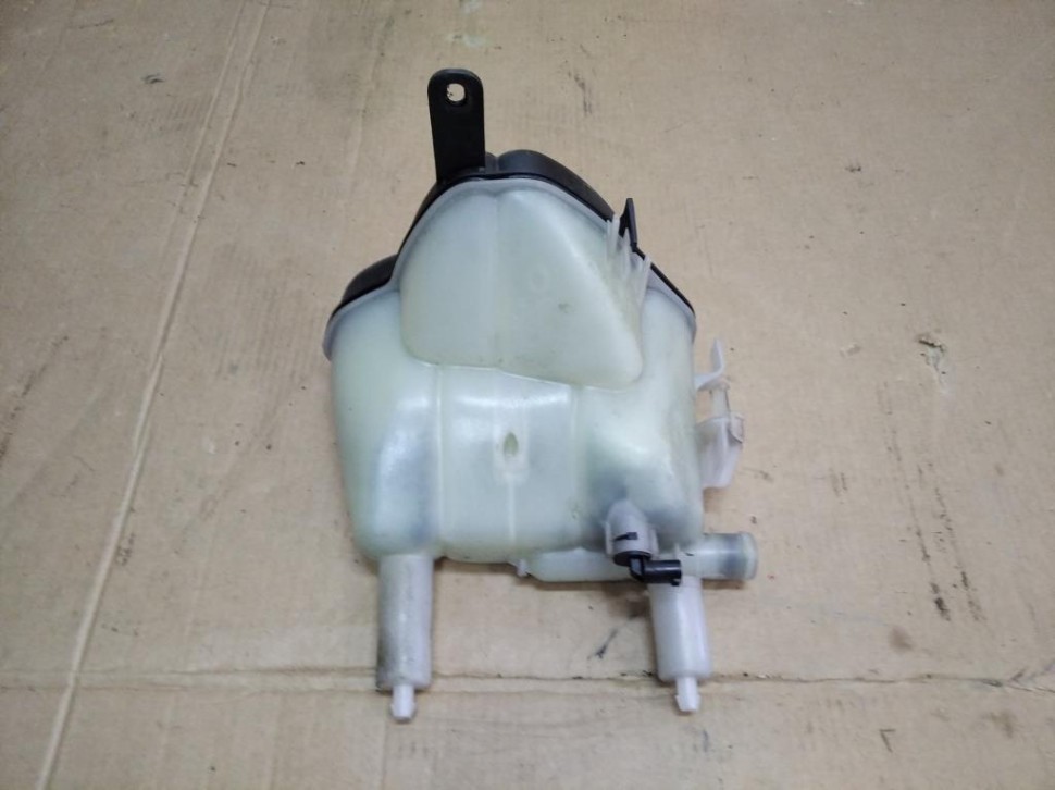 Бачок расширительный MERCEDES-BENZ SLK-класс R171 (2004 - 2008) фото 1 — Разборка Мерседес