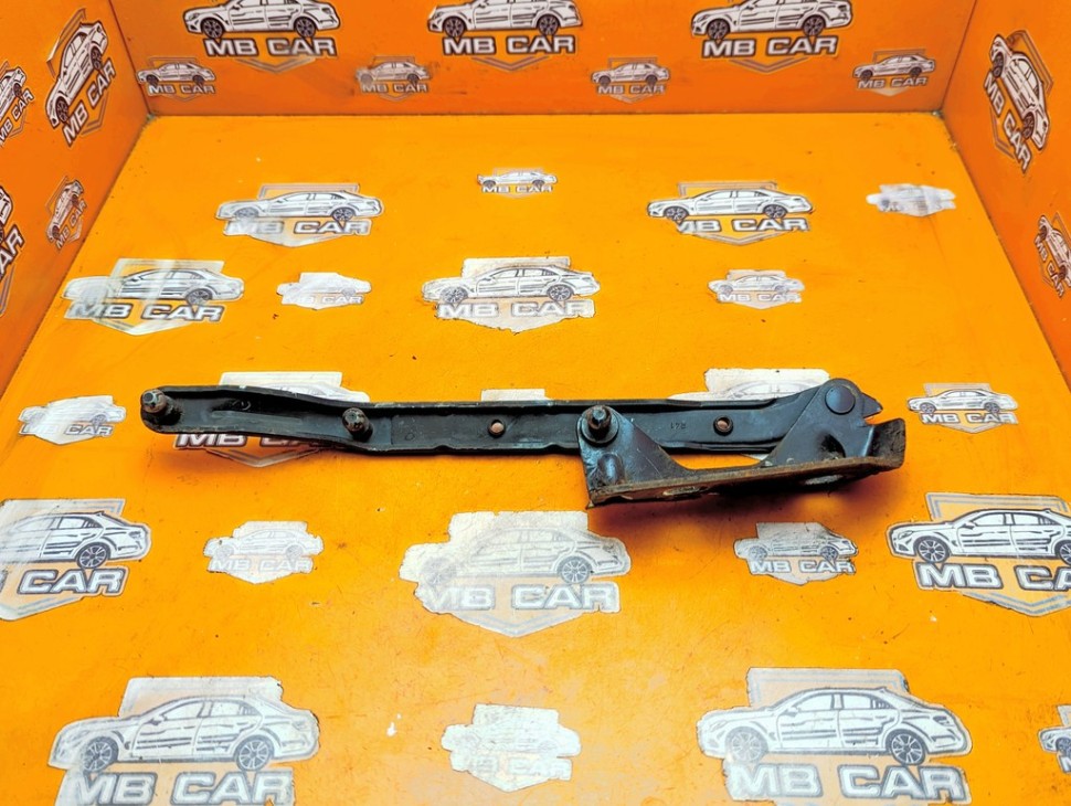 Петля капота MERCEDES-BENZ M-класс W163 (1997 - 2001) фото 1 &mdash; Разборка Мерседес