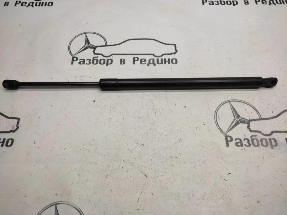 Амортизатор крышки багажника MERCEDES-BENZ M-класс W164 (2005 - 2008) фото 1 — Разборка Мерседес