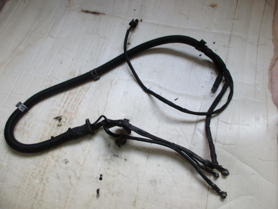 Провод стартера MERCEDES-BENZ S-класс W221 рестайлинг (2009 - 2013) фото 1 — Разборка Мерседес