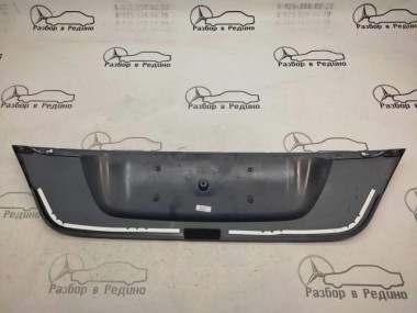 Накладка крышки багажника MERCEDES-BENZ E-класс W211/S211 (2002 - 2006) — Разборка Мерседес