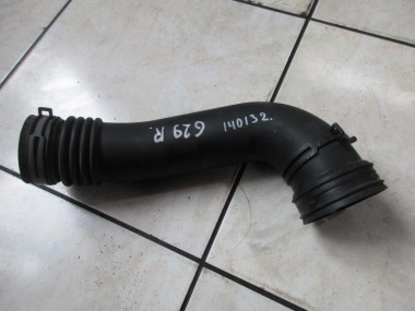 Патрубок воздушный MERCEDES-BENZ E-класс W211/S211 (2002 - 2006) — Разборка Мерседес