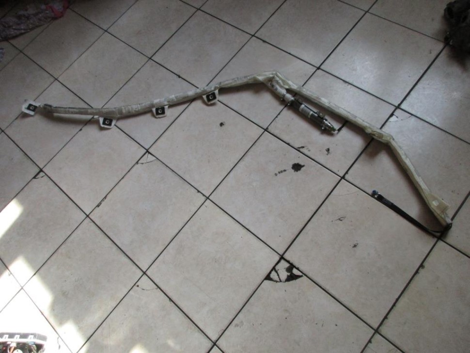 Шторка безопасности правая MERCEDES-BENZ C-класс W204/S204 (2006 - 2011) фото 1 — Разборка Мерседес