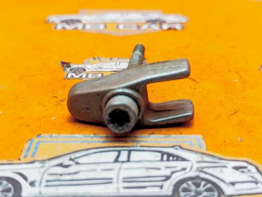 Кронштейн крепления форсунок MERCEDES-BENZ M-класс W163 рестайлинг (2001 - 2005) &mdash; Разборка Мерседес