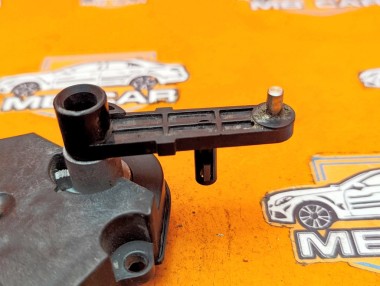 Сервоприводы печки MERCEDES-BENZ M-класс W163 (1997 - 2001) &mdash; Разборка Мерседес