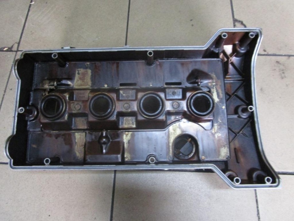 Клапанная крышка MERCEDES-BENZ C-класс W202/S202 (1993 - 1997) фото 1 — Разборка Мерседес