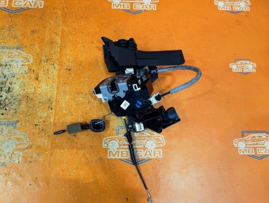 Замок двери передней правой MERCEDES-BENZ C-класс W204/S204 (2006 - 2011) — Разборка Мерседес