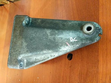 Лапа правая MERCEDES-BENZ E-класс W211/S211 (2002 - 2006) — Разборка Мерседес