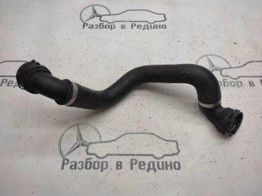 Патрубок радиатора MERCEDES-BENZ C-класс W205/S205/C205/A205 (2014 - 2018) — Разборка Мерседес