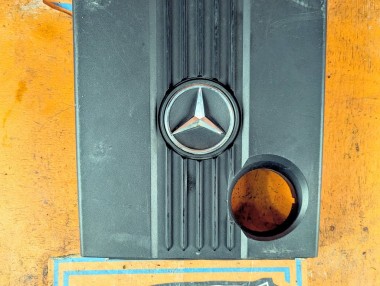 Крышка двигателя декоративная MERCEDES-BENZ C-класс W204/S204 (2006 - 2011) &mdash; Разборка Мерседес