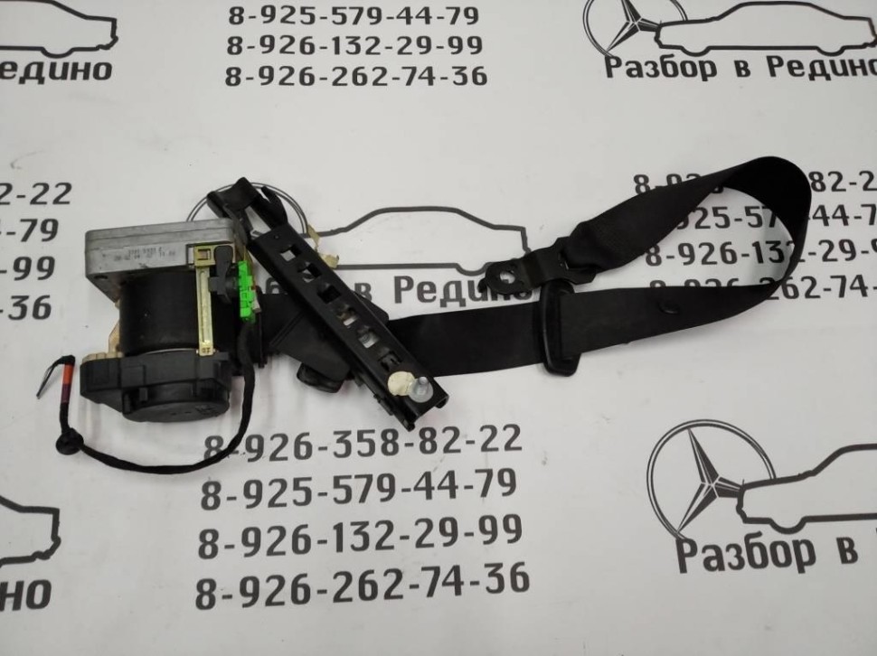 Ремень безопасности передний правый MERCEDES-BENZ C-класс W203/S203/CL203 (2000 - 2004) фото 1 — Разборка Мерседес