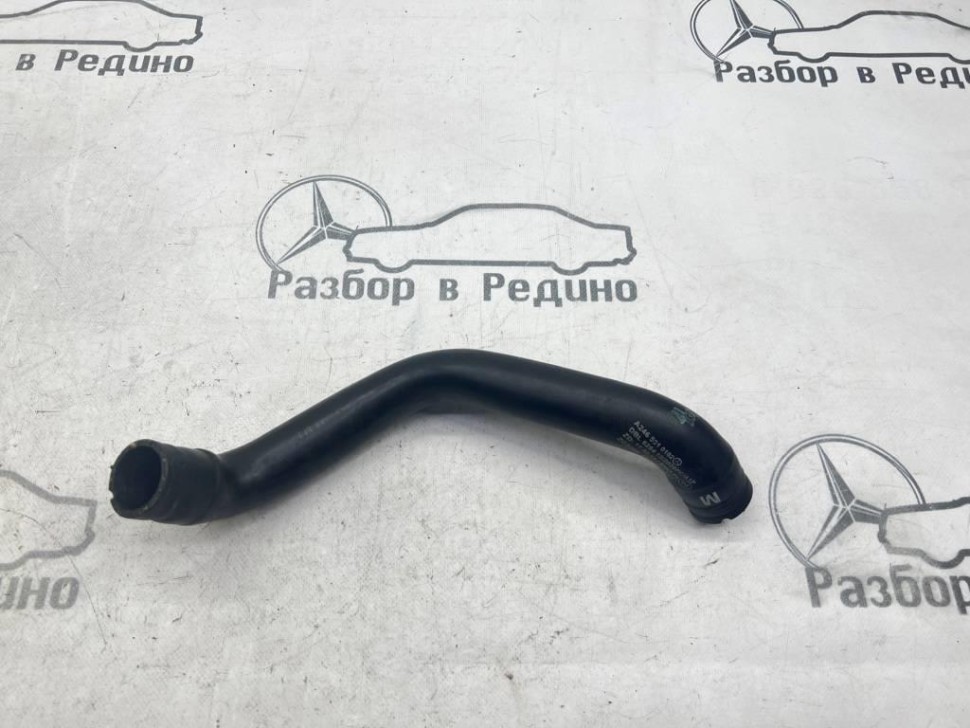 Патрубок радиатора MERCEDES-BENZ A-класс W176 (2012 - 2015) фото 1 — Разборка Мерседес