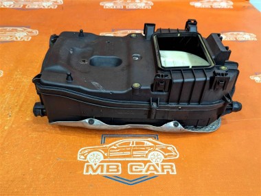 Корпус воздушного фильтра MERCEDES-BENZ C-класс W204/S204 (2006 - 2011) — Разборка Мерседес