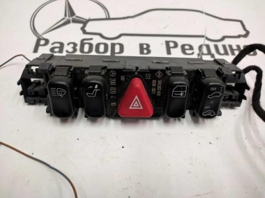 Блок кнопок MERCEDES-BENZ E-класс W210/S210 (1995 - 1999) — Разборка Мерседес