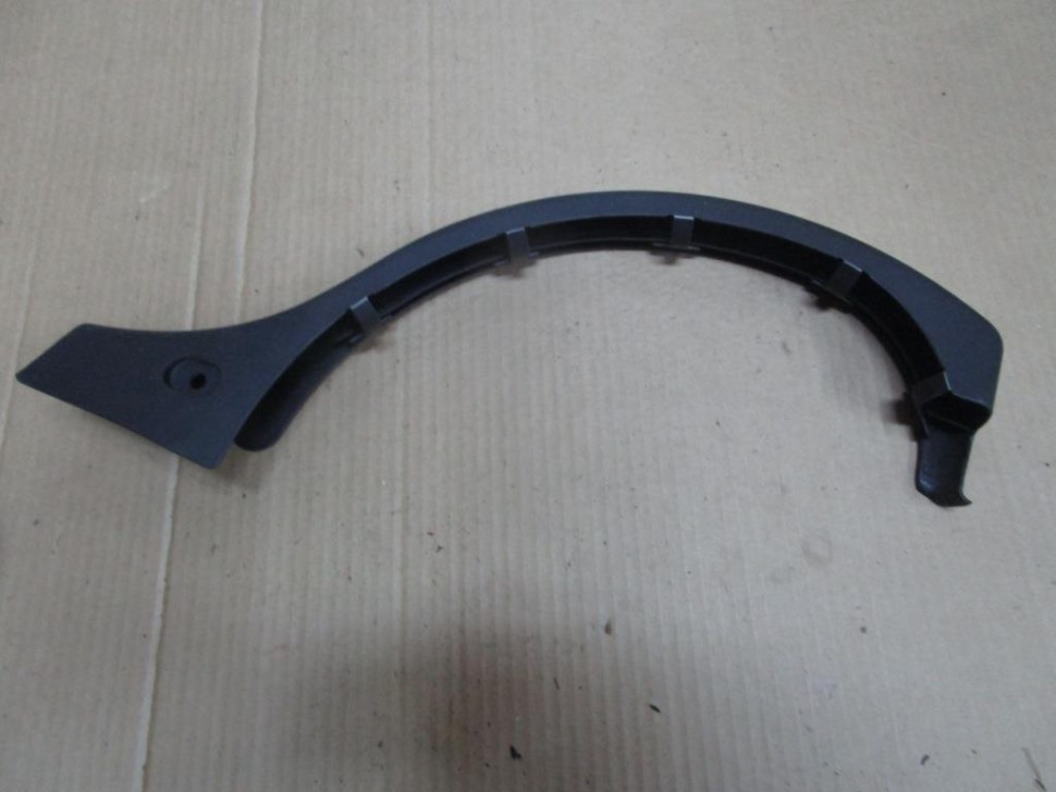 Накладка петли багажника MERCEDES-BENZ CLK-класс C208/A208 (1997 - 2000) фото 1 — Разборка Мерседес