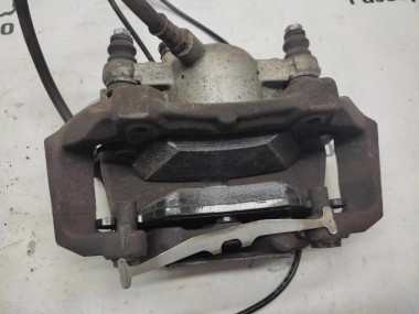 Суппорт передний правый MERCEDES-BENZ CLS-класс C218/X218 (2010 - 2014) — Разборка Мерседес