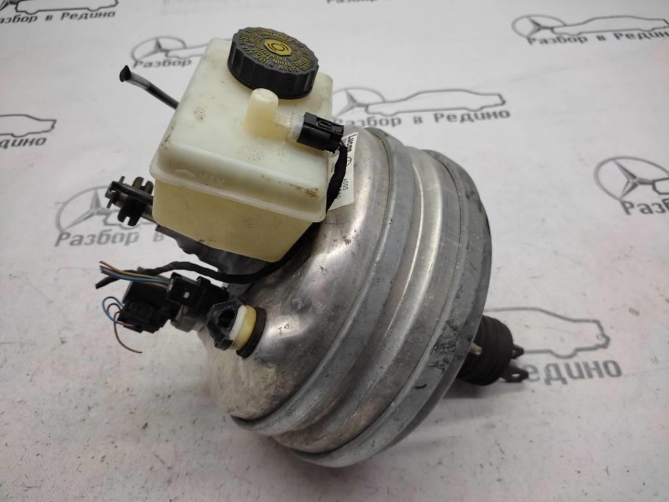 Вакуумный усилитель тормозов MERCEDES-BENZ S-класс W220 (1998 - 2005) фото 1 — Разборка Мерседес