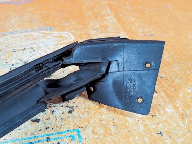 Молдинг стекла двери MERCEDES-BENZ CLK-класс C209/W209 (2002 - 2005) &mdash; Разборка Мерседес