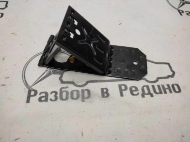 Противооткатный упор MERCEDES-BENZ M-класс W164 (2005 - 2008) — Разборка Мерседес