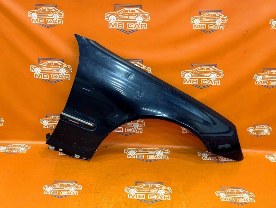 Крыло переднее правое MERCEDES-BENZ C-класс W203/S203/CL203 (2000 - 2004) фото 1 — Разборка Мерседес