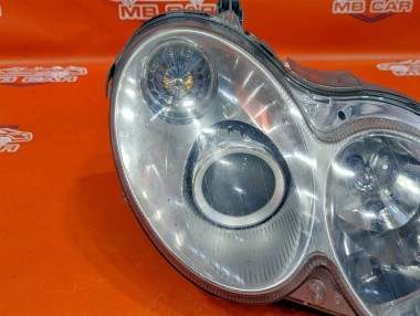 Фара правая MERCEDES-BENZ CLK-класс C209/A209 (2002 - 2005) — Разборка Мерседес