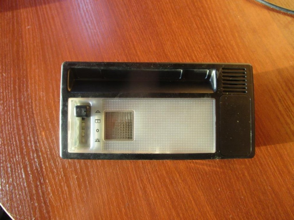 Плафон салона MERCEDES-BENZ E-класс W124/S124/C124/A124 (1984 - 1997) фото 1 — Разборка Мерседес