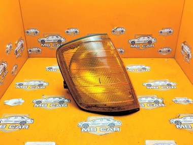Поворотник правый MERCEDES-BENZ E-класс W124/S124/C124/A124 (1984 - 1997) &mdash; Разборка Мерседес