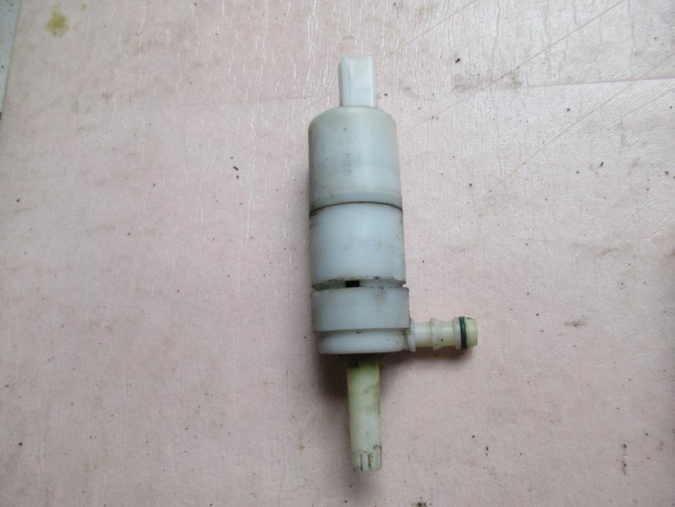 Насос омывателей MERCEDES-BENZ C-класс W203/S203/CL203 рестайлинг (2004 - 2008) фото 1 — Разборка Мерседес