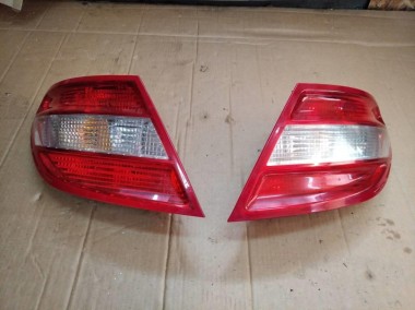 Фонарь задний левый MERCEDES-BENZ C-класс W204/S204 (2006 - 2011) — Разборка Мерседес