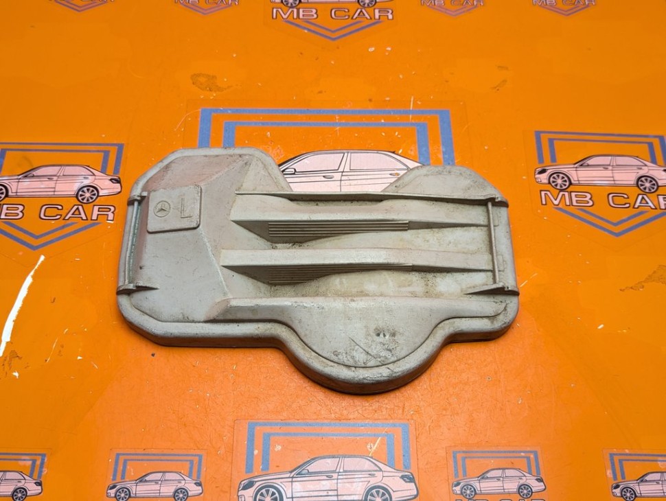 Крышка фары MERCEDES-BENZ C-класс W202/S202 (1993 - 1997) фото 1 &mdash; Разборка Мерседес