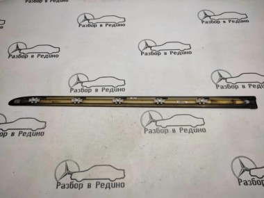 Молдинг двери MERCEDES-BENZ R-класс W251 (2005 - 2007) — Разборка Мерседес