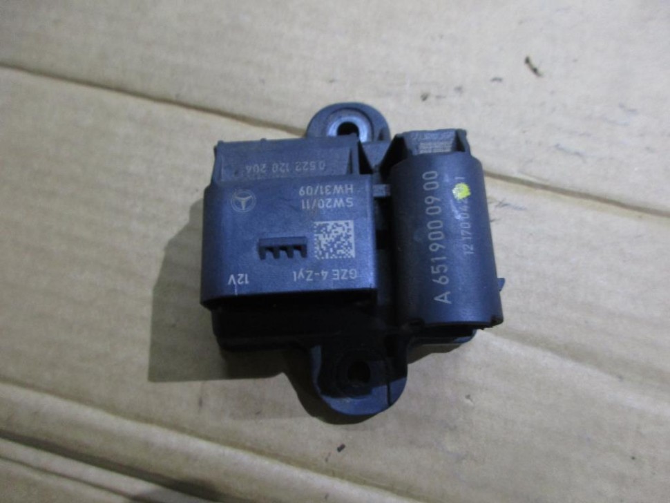 Реле свечей накала MERCEDES-BENZ E-класс W212/S212/C207/A207 (2009 - 2013) фото 1 — Разборка Мерседес