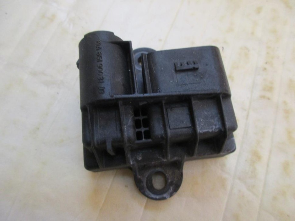 Реле свечей накала MERCEDES-BENZ Sprinter W906 (2006 - 2019) фото 1 — Разборка Мерседес