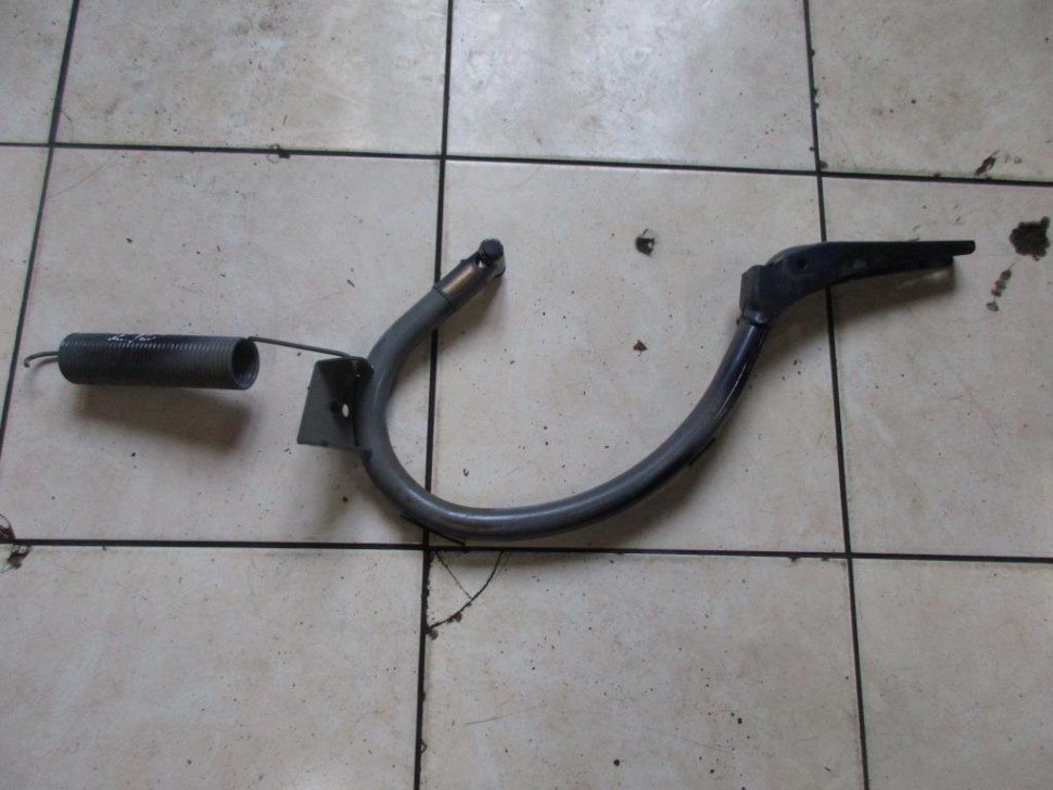 Петля крышки багажника MERCEDES-BENZ E-класс W210/S210 (1995 - 1999) фото 1 — Разборка Мерседес