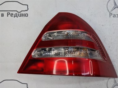 Фонарь задний правый MERCEDES-BENZ C-класс W203/S203/CL203 (2000 - 2004) — Разборка Мерседес
