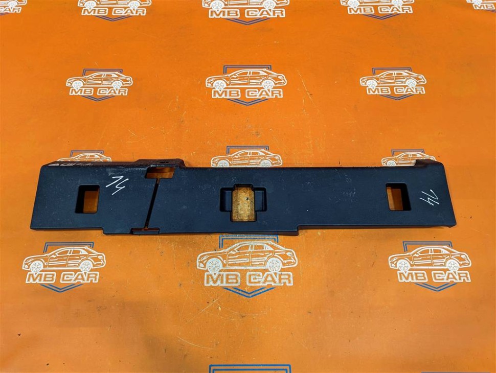 Накладка MERCEDES-BENZ X-класс I (2017 - 2020) фото 1 — Разборка Мерседес