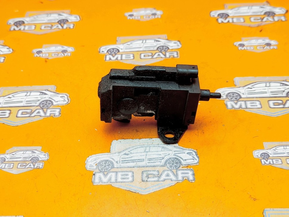 Замок капота MERCEDES-BENZ C-класс W205/S205/C205/A205 (2014 - 2018) фото 1 — Разборка Мерседес