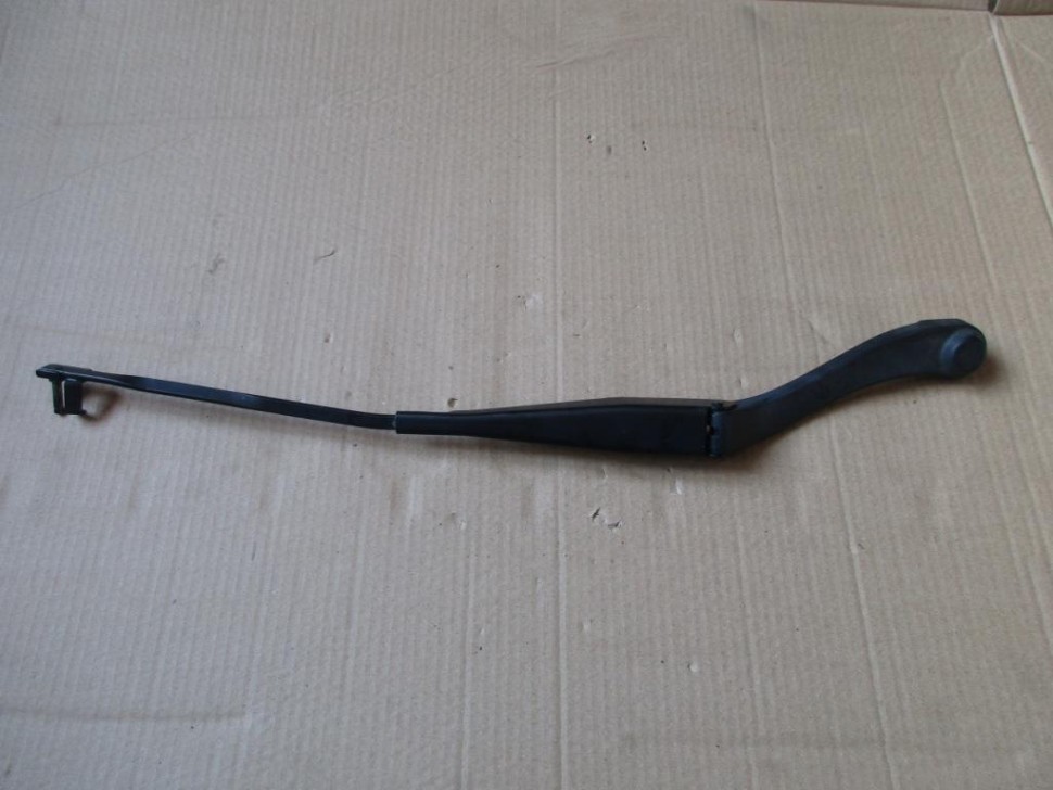 Поводок дворников MERCEDES-BENZ C-класс W204/S204 (2006 - 2011) фото 1 — Разборка Мерседес