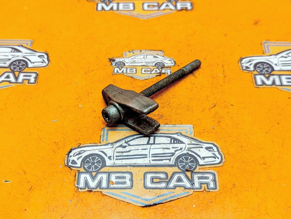 Кронштейн крепления форсунок MERCEDES-BENZ M-класс W163 рестайлинг (2001 - 2005) фото 1 &mdash; Разборка Мерседес