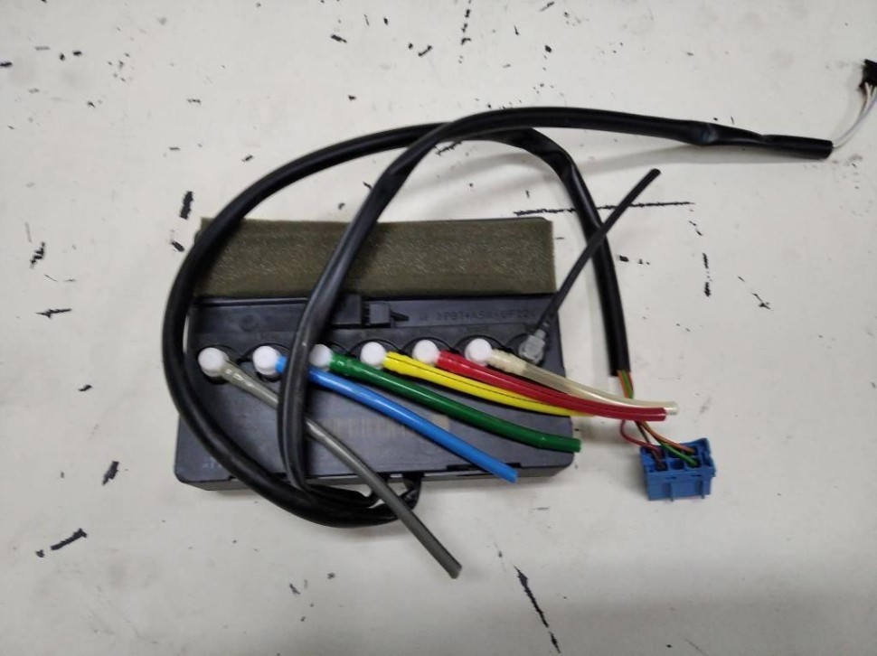 Компрессор сидений MERCEDES-BENZ S-класс W220 рестайлинг (2002 - 2005) фото 1 — Разборка Мерседес