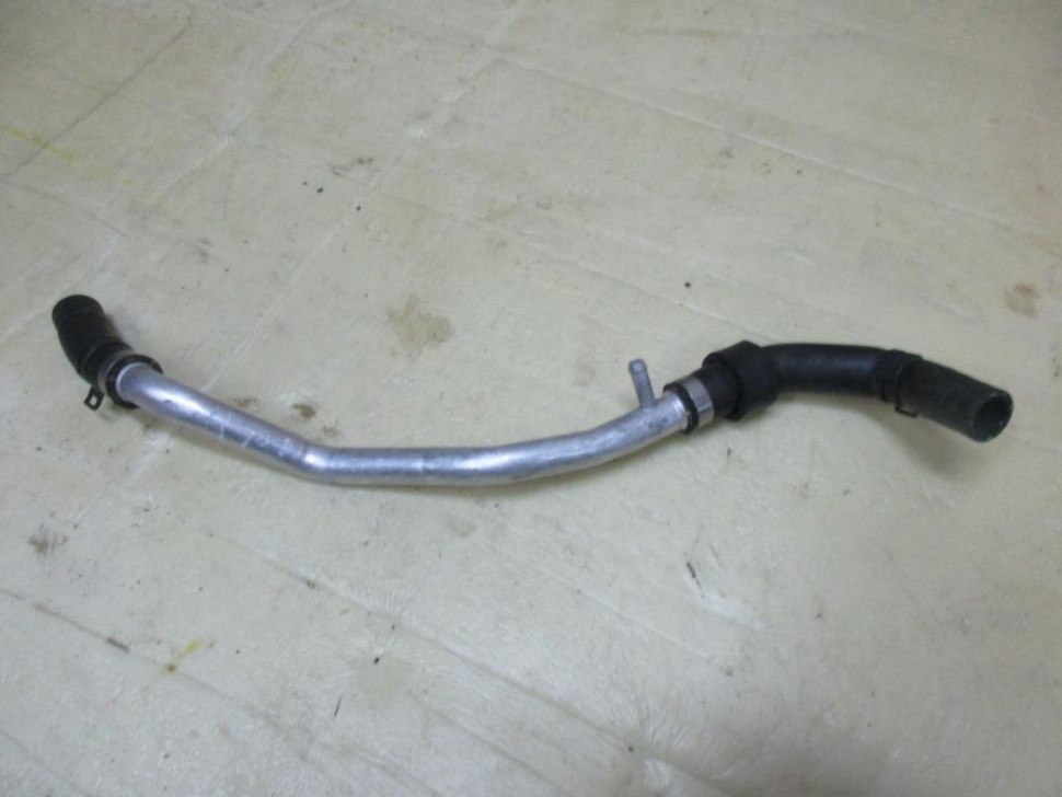 Трубка ОЖ MERCEDES-BENZ C-класс W205/S205/C205/A205 (2014 - 2018) фото 1 — Разборка Мерседес