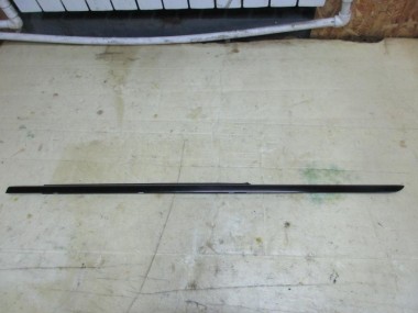 Молдинг стекла двери MERCEDES-BENZ E-класс W211/S211 (2002 - 2006) — Разборка Мерседес