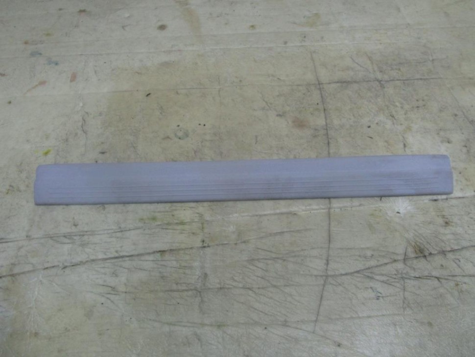 Накладка порога внутренняя MERCEDES-BENZ CLS-класс C218/X218 рестайлинг (2014 - 2017) фото 1 — Разборка Мерседес