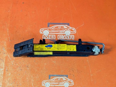 Домкрат MERCEDES-BENZ M-класс W163 (1997 - 2001) — Разборка Мерседес