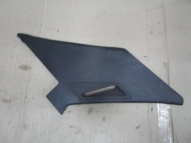 Накладка задней стойки MERCEDES-BENZ W124 W124/S124/C124/A124 (1984 - 1993) — Разборка Мерседес