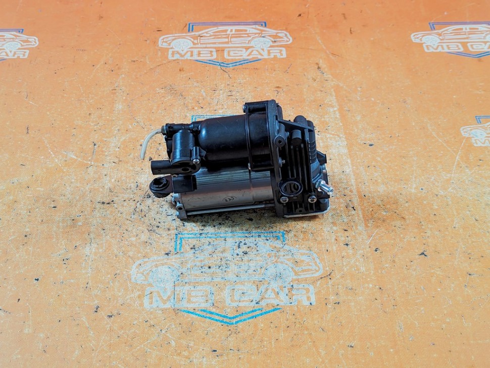 Компрессор пневмоподвески MERCEDES-BENZ M-класс W164 (2005 - 2008) фото 1 — Разборка Мерседес