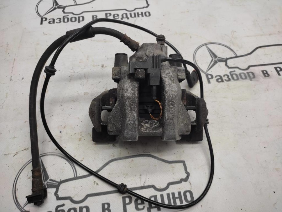 Суппорт задний правый MERCEDES-BENZ CLS-класс C218/X218 (2010 - 2014) фото 1 — Разборка Мерседес