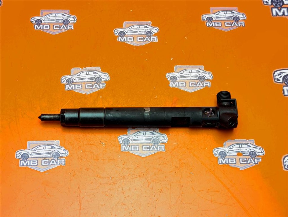 Форсунка ДИЗЕЛЬ MERCEDES-BENZ C-класс W204/S204 (2006 - 2011) фото 1 — Разборка Мерседес