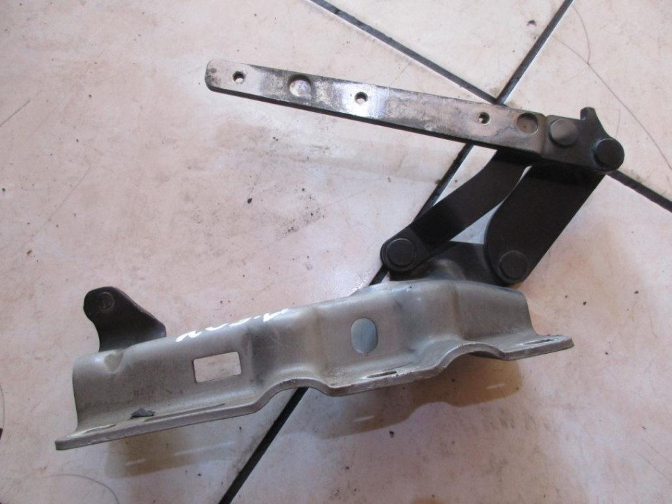 Петля капота MERCEDES-BENZ C-класс W203/S203/CL203 рестайлинг (2004 - 2008) фото 1 — Разборка Мерседес