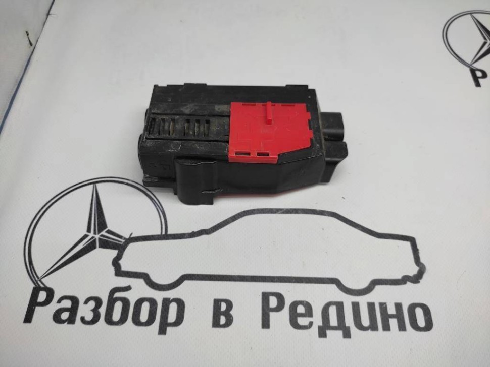 Крышка блока предохранителей MERCEDES-BENZ GLS-класс X166 (2015 - 2019) фото 1 &mdash; Разборка Мерседес